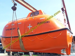 , Liferaft & Lifeboat